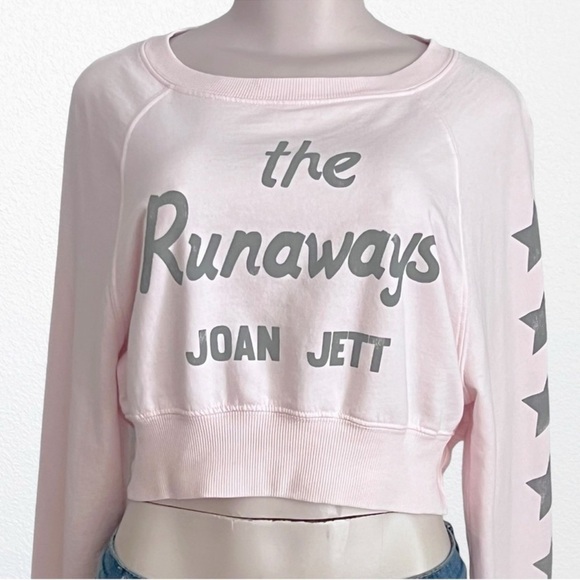Recycled Karma The Runaways Joan Jett Cropped Sweatshirt SZ XS Petal - Picture 4 of 12